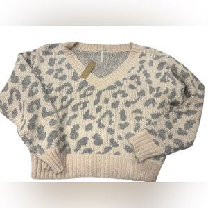 NWT Revolve Hello Nite womens size small leopard print sweater‎